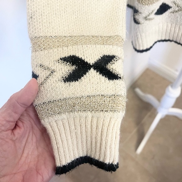 GORGEOUS TRIBAL PRINT OPEN FRONT FRINGED SWEATER! - Picture 11 of 17